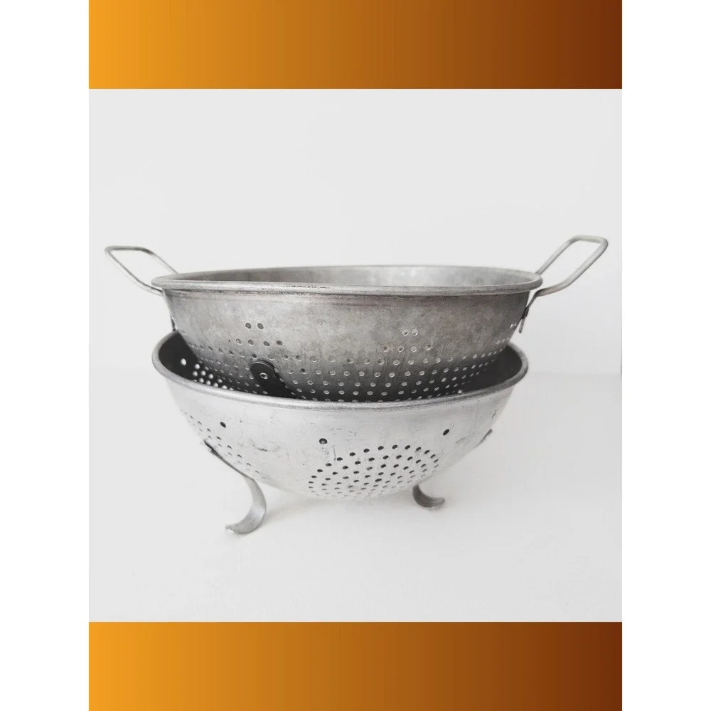Vintage‎ Aluminum Farmhouse Colanders Footed Strainer Rustic Primitive Kitchen